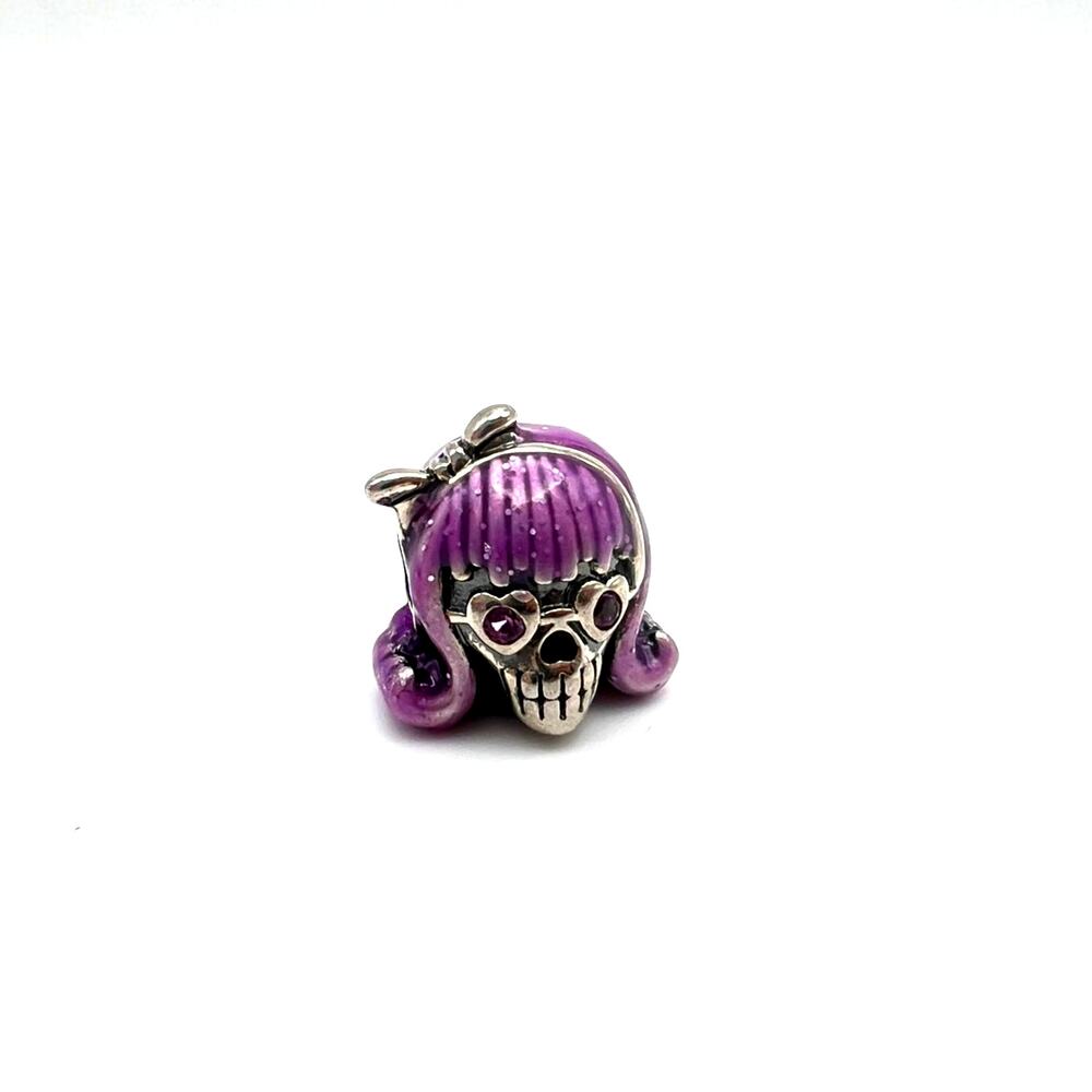 NEW Glow-in-the-Dark Halloween Skull Charm for European Bracelet